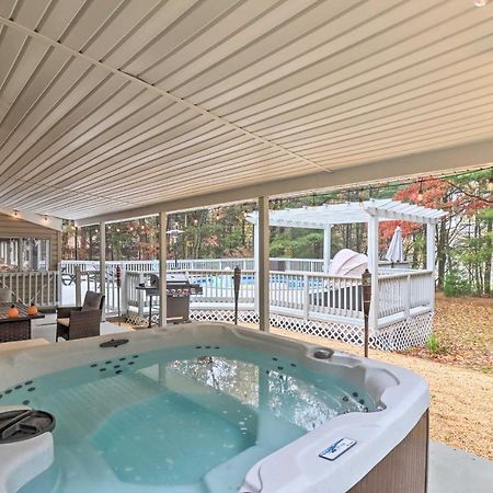 Pocono Home With Hot Tub, Fireplace And Game Room! Saylorsburg Exterior photo