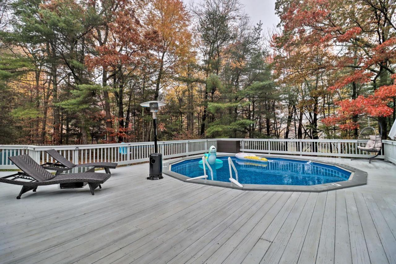 Pocono Home With Hot Tub, Fireplace And Game Room! Saylorsburg Exterior photo